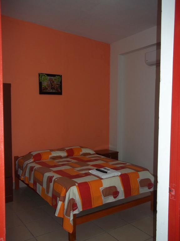 Hotel Casa Linda II Iquitos Pokój zdjęcie