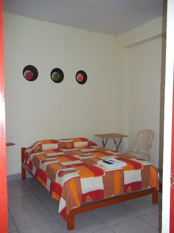 Hotel Casa Linda II Iquitos Pokój zdjęcie